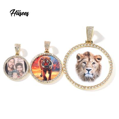 China Big Size Big Size Iced Out Wholesale Circle 18k Gold Silver Plated Hiphop Jewelry Custom Picture Picture Memory Necklace for sale