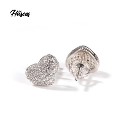 China Vintage Heart Shape Earrings S925 Sterling Silver Stud Earrings Small Heart Design Gold Plated Hitter Jewelry for sale