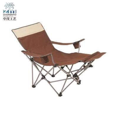 China Modern Profession Popular Camp Outdoor Folding Lounge Chair With Insulated Footrest for sale