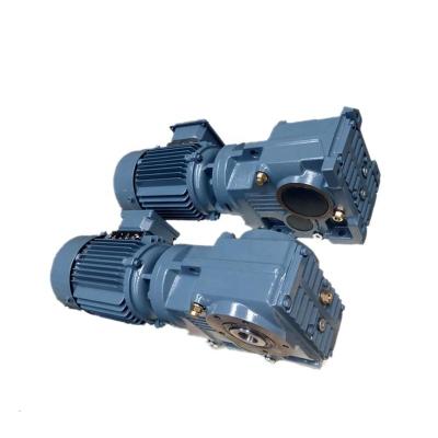 China Cast Iron Housing Zhejiang Pingyang Helical Worm Gear Reductor Gearbox for sale