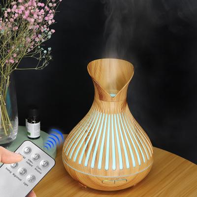 China High Quality Usb Ultrasonic Air Aromatherapy Diffuser Car Aroma Humidifier With Color Night Light for sale