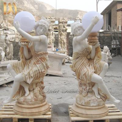 China Modern Classic Marble Outdoor Life Size Lighting Lady Statue Lamp Sculpture Garden Statue With Light for sale