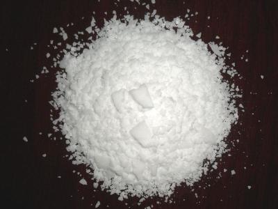 China CAS 91-20-3 Aditivo de cemento Flakes blancos Naftaleno refinado 99% en venta