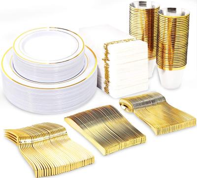 China Zoushi Disposable Gold Disposable Tableware Set Gold 50pcs Plastic Rim Plastic Plates 50pcs Silverware Plastic Cups for sale