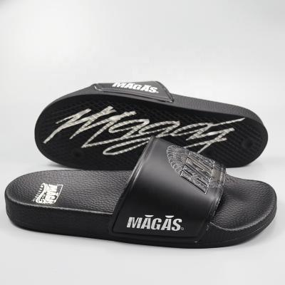 China Custom Printed Rubber Sole Slippers Custom Logo plain Black Slides Sandal Men en venta