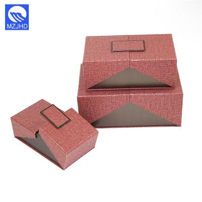 China Bespoke Handmade Luxury Printed Chocolate Cardboard Paper Packaging Boxes Set Magnetic Closure Gift Boxes With Custom Logo for sale