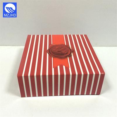 China Handmade OEM Supplied Folding Paper Cardboard Foam Insert Mini Gift Box for sale