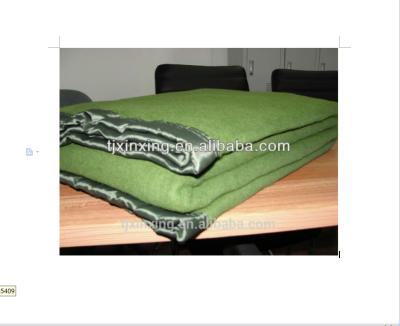 China Olive Green Color 100 Polyester / Wool Polyester Fleece Blanket Polyester Wool Blanket for sale