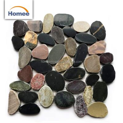 China Parquet Mix Color Sliced ​​Outdoor Marble Pebble Floor Tiles Cheap Mat Pebble Stone Mosaic Tiles for sale