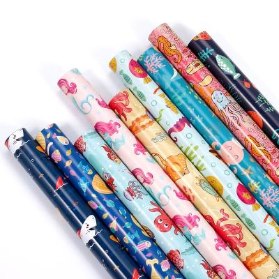 China Anti-Curl Mini Roll, 20 Inch X 28 Inch Per Roll, Wrapping Paper For Kids Baby Birthday Bottom Water World Printed for sale