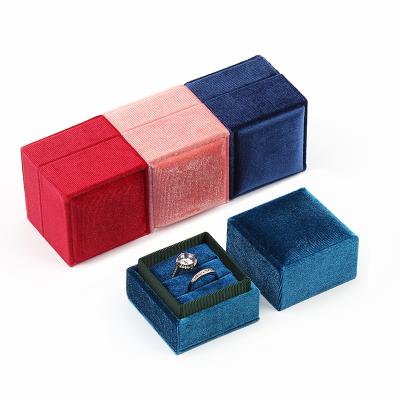 China Handmade Custom Luxury Velvet Jewelry Box Ring Earrings Storage Box Ring Necklace Manufacturer Supply Velvet for sale