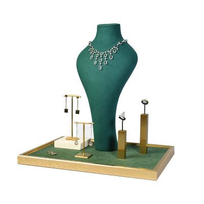 China Customized High Quality Handmade Elegant Green Micro Bust Handmade Fiber Jewelry Necklace Display for sale