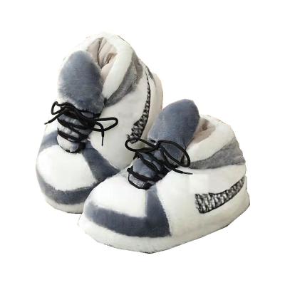 China Cushioning Plush Winter Indoor Shoes Children Woman Men Sneaker Comfortable Warm Bedroom Slippers Large Size for sale