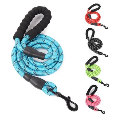 China Factory Price Promotional Heavy Duty Soft Foam Grip Reflective Nylon Pet Lead Dog Leashes for sale