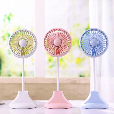 China New Arrival Night Light USB Fan 2400mAh Rechargeable Battery Charger Mini Table Cooling Fan with Pen Holder for sale