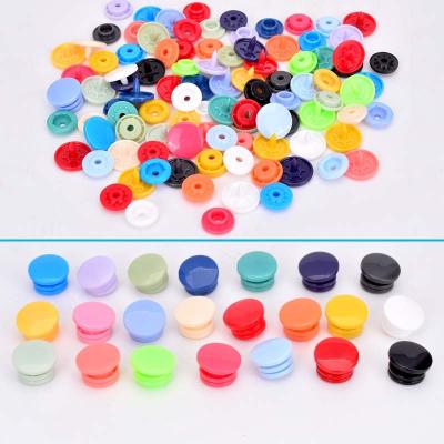 China Factory Sale High Quality Washable Plastic T5 Snap Buttons Eco-friendly 22 Colors Press Buckle Wholesale for sale