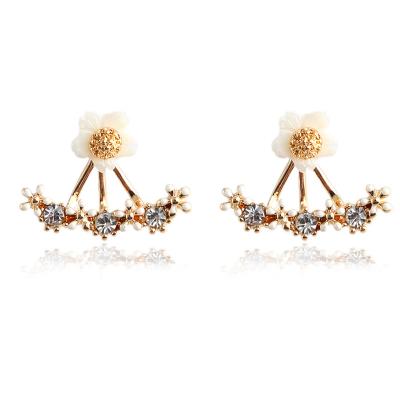 China Trendy Current High Quality 2 in 1 Women Shell Metal Flower Stud Earrings for sale