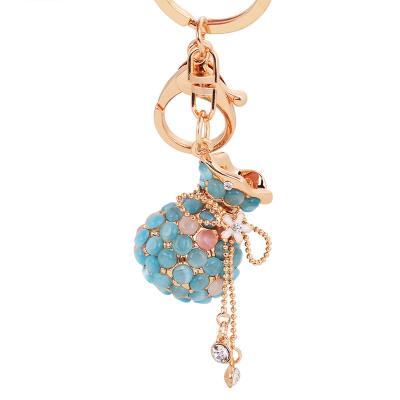 China Hot Selling Luxury Charm Metal Fashion Crystal Key Chain With Tassel for sale