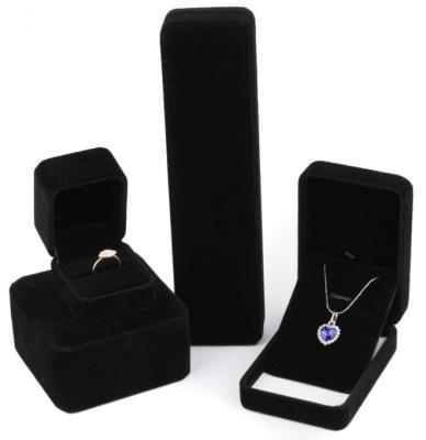 China Fashion Wholesale Black Velvet Jewelry Packaging Box Ring Earring Necklace Fashion Pendant Jewelry Box for sale