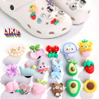 China Free Shipping Shoe Buckle Pearl Buckle Cartoon Shoes Ornament 3d Animal Kitty Charms Accessories for sale