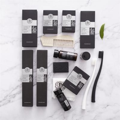 China Home Hotel Traveling Kit Hotel Bath Supplies 3-5 Star Luxury Set Customized Logo Print Maker 5 Star Hotel Amenities Set For Guest Room for sale