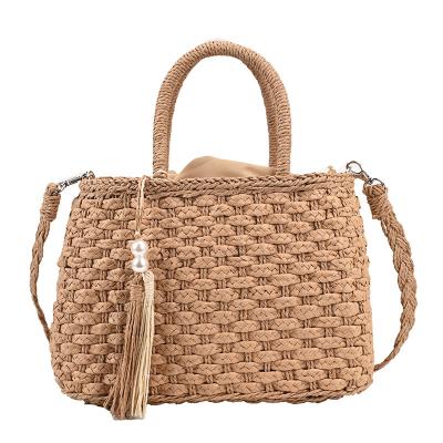 China 2022 New Fashion Straw Bag Rattan Handmade Single Shoulder Messenger Bag Cute Women Senator Portable Woven Bucket Bag for sale