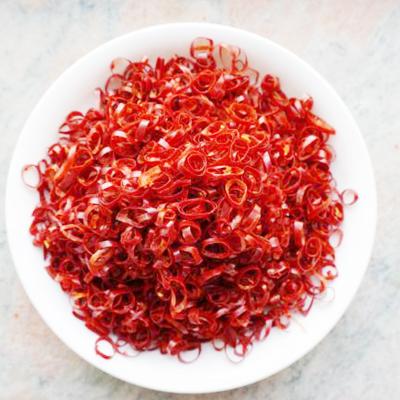 China Cut Circle Chili Segments and Dried Dehydrated Dried Red Chilies Rings 1-3 mm for sale