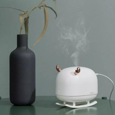 China Small Air Humidifier 260ML USB Electric Home Essential Oil Diffuser Car Cool Fogger Mist Maker Air Humidifier with LED Night Lamp for sale