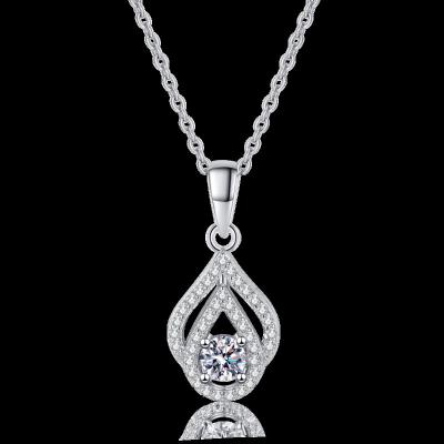 China Nickel-Free Lead-Free Fine Jewelry vvs moissanite diamond 18K Gold Plated 925 sterling silver women's necklace for sale