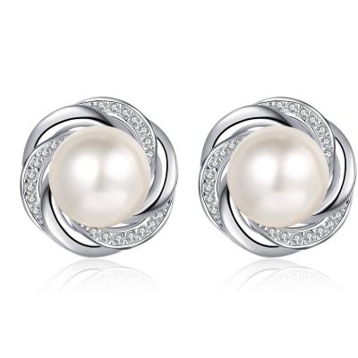 China Nickel-Free Lead-Free New Trendy 925 Sterling Silver Moissnaite Diamond Natural Freshwater Pearl Stud Earrings For Women for sale