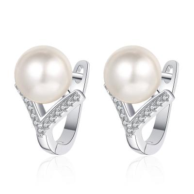 China Nickel-Free Lead-Free New 925 Sterling Silver Natural Freshwater Pearl Ear Clip Moissanite Wedding Earrings for sale