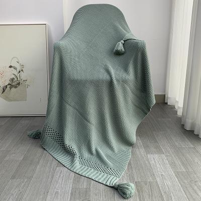 China Acrylic Knitted Anti-Pull Throw Blanket With Tassels Decor Blanket For Sofa for sale