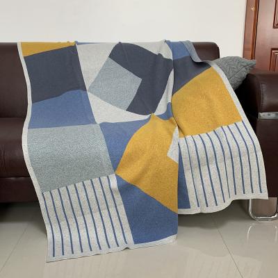 China Amazon Anti-pilling Cotton Knitted Lightweight Decorative Throw Blanket For Sofa Bedroom King Size Blanket For for sale