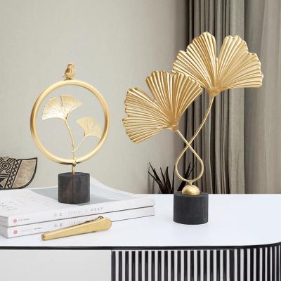 China Eco-friendly Nordic Creative Miniatures Metal Style Desk Ornament With Wrought Iron Home Marble Base Decoration for sale