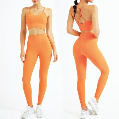 China Breathable New Arrival Quick Dry Two Piece Logo Gym Custom Seamless Fitness Set Simple Women Tracksuit Yoga Set Suit for sale