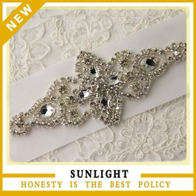 China 2014 fashion high quality wholesale handmade rhinestone bridal applique for wedding dress for sale