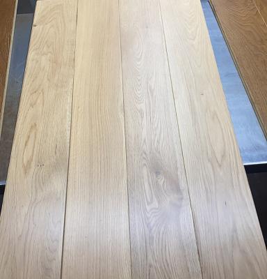 China Modern Solid Hardwood Flooring 18Mm Top A Garde Solid Wood Parquet Wood Flooring for sale