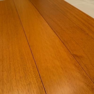 China Contemporary Factory Wholesale Walnut Color Solid Wood Flooring Board for sale