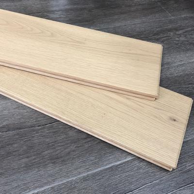 China Modern Oak Solid Wood Flooring 18mm For Indoor Use for sale