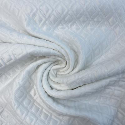 China Breathable Polyester Thick Knitted Mattress Fabric Home Textiles Jacquard Cooling Fabric for sale