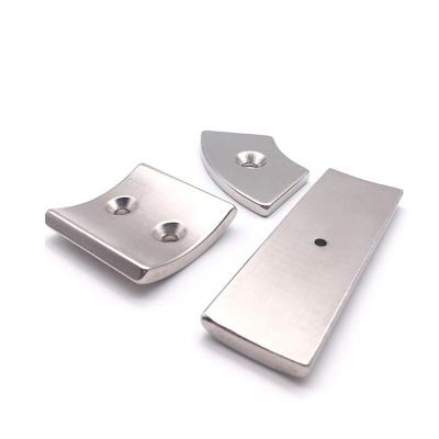 China Industrial Magnet 18 Years Experience Free Samples Super Strong N52 Neodymium Magnets for sale