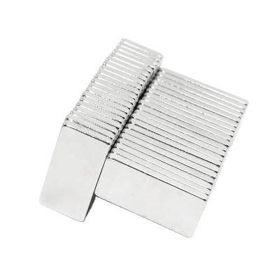 China Custom Epoxy Neodymium Magnet Industrial Magnet Neodymium Magnet N52 Square Magnetic for sale