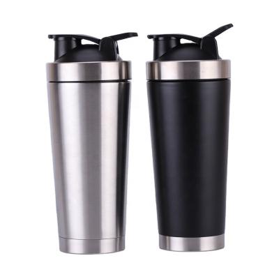 China New Viable Design 20oz Protein Shaker Bottle Custom Logo GYM Sports Protein Shaker Bottle Shaker Cup With Blender for sale