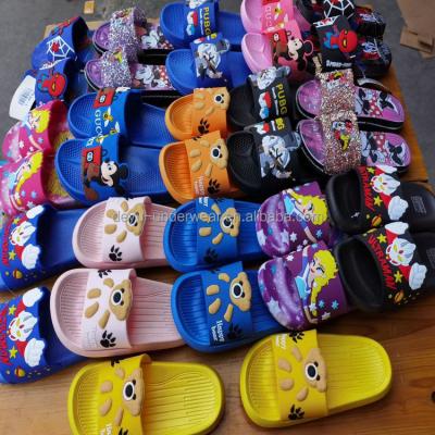 China Mixed 1.35 XL48-016 series dollars 25-37 size children boys and girls model mixes style children's slippers for sale