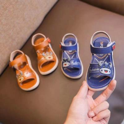 China Model WYX040 Round 1.52 Dollar Size PU Material Round For Kids Little Boys Flat Sandals for sale