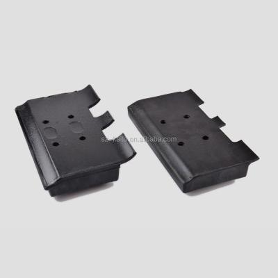 China ABG7820 Asphalt Paver Road Construction Machinery Finishing Track High Quality Rubber Pad for sale