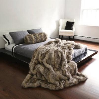 China Design Faux Fur Throw Blanket Warm And Luxury Animal Anti Dust Mite Plant Fake Fur Blanket for sale