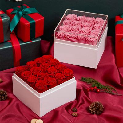 China Romantic Gorgeous Preserved Roses UO Square Shaped Flowers Eternal Heart Floral Flower Preserved Roses Shape Perserve Rose Heart Box for sale