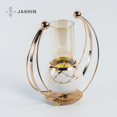 China Newcomer Romantic White Clear Vase Metal Candle Glow Gold Glass Candle Holder For Wedding for sale