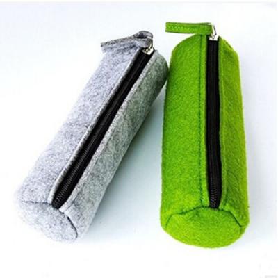 Chine À une seule couche imperméable qui respecte l'environnement de feutre de tirette de poche molle cylindrique de crayon à vendre